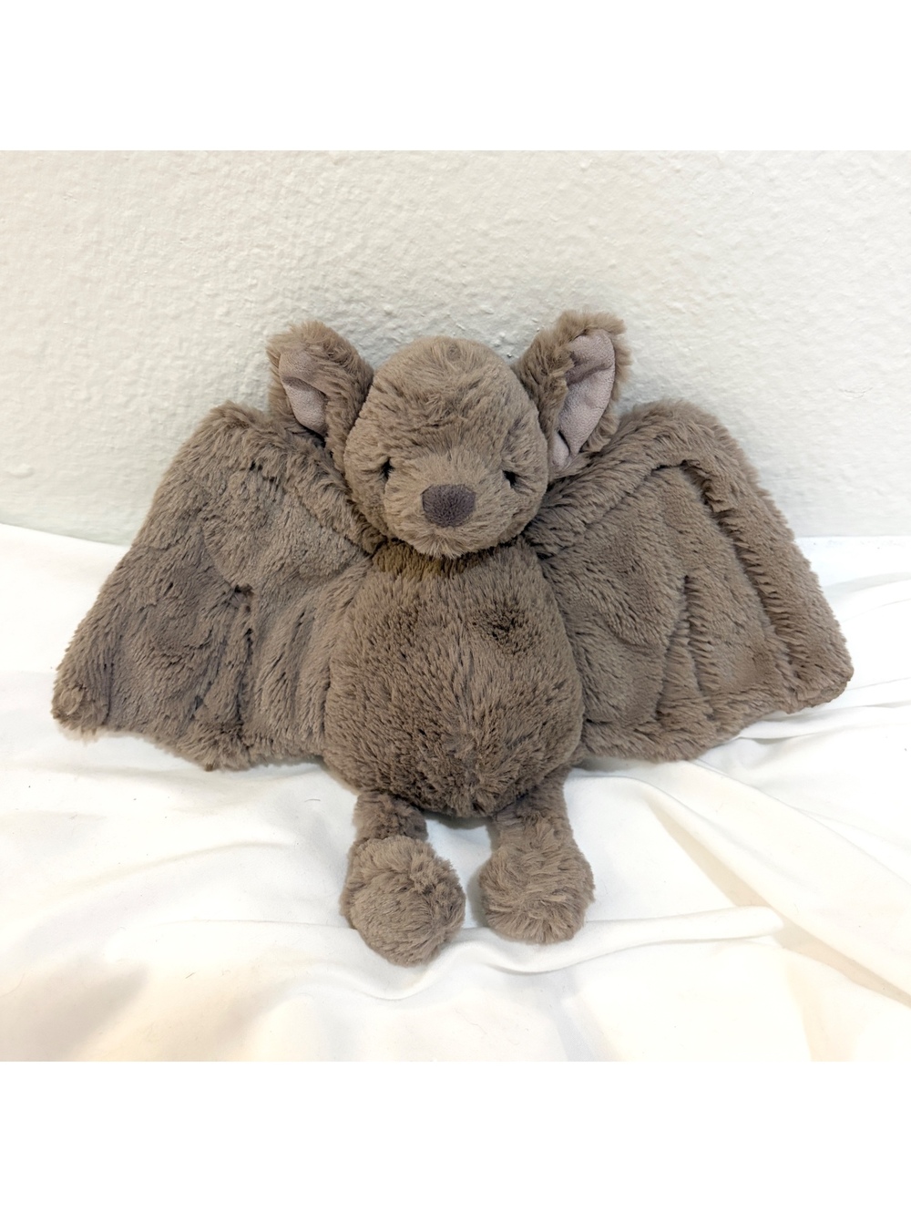 Jellycat Bashful Bat - NWOT